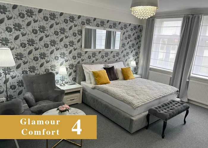 Efipa Glamour Apartament *